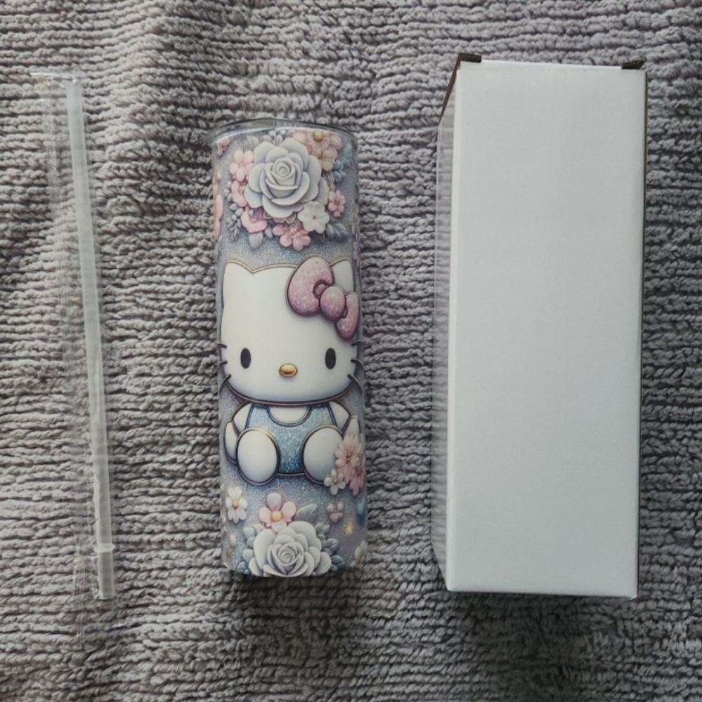 NWT handmade HELLO KITTY Tumbler‎